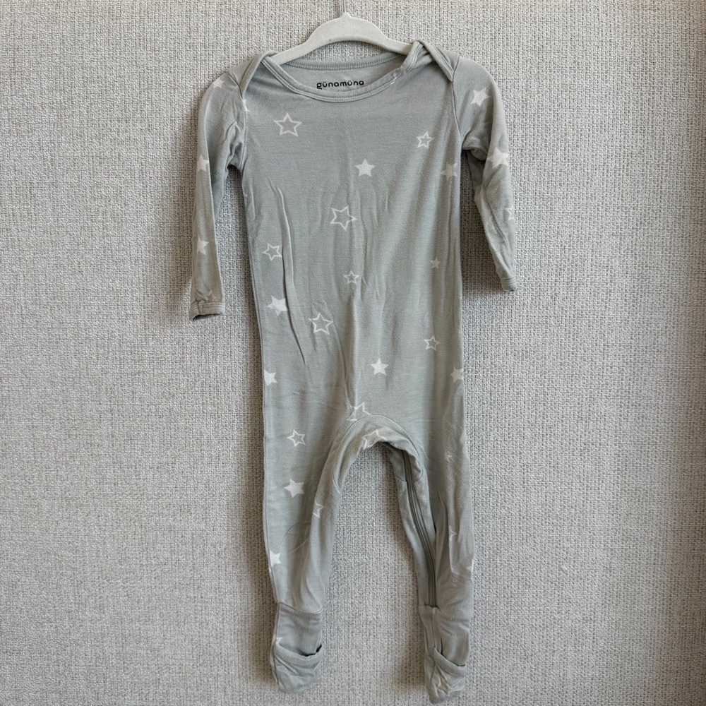 Gunamuna Gray Bamboo Starry Kids Convertible Footie PJ